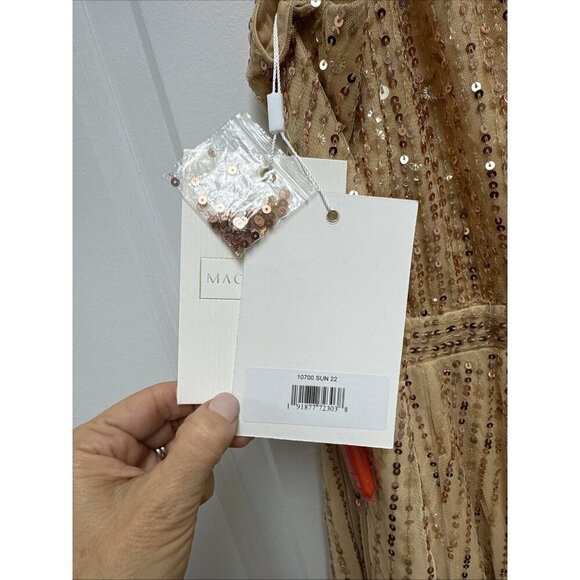 Mac Duggal Size 22 Gold 10700 Deep V-Neck Sequin Gown Maxi Prom Formal dress New - Picture 11 of 14